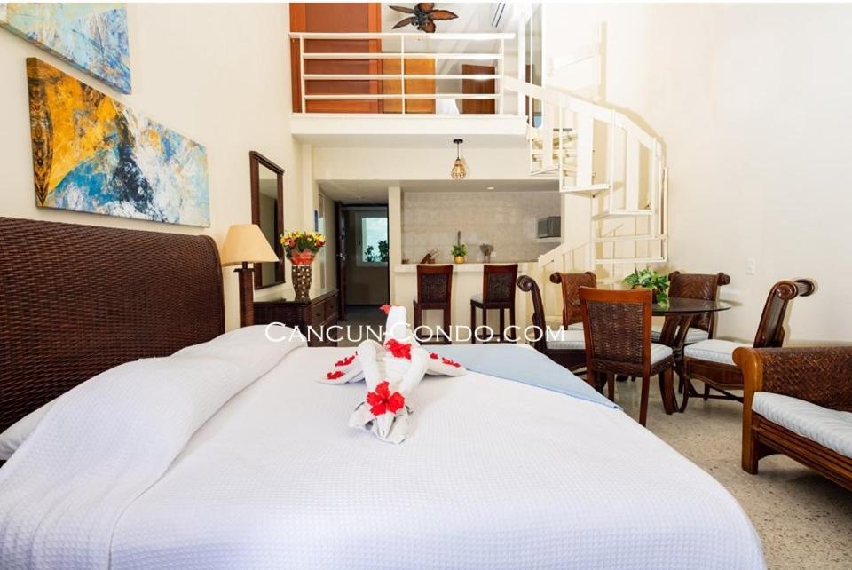 2 Story Oceanfront Penthouses On Cancun Beach! Ngoại thất bức ảnh