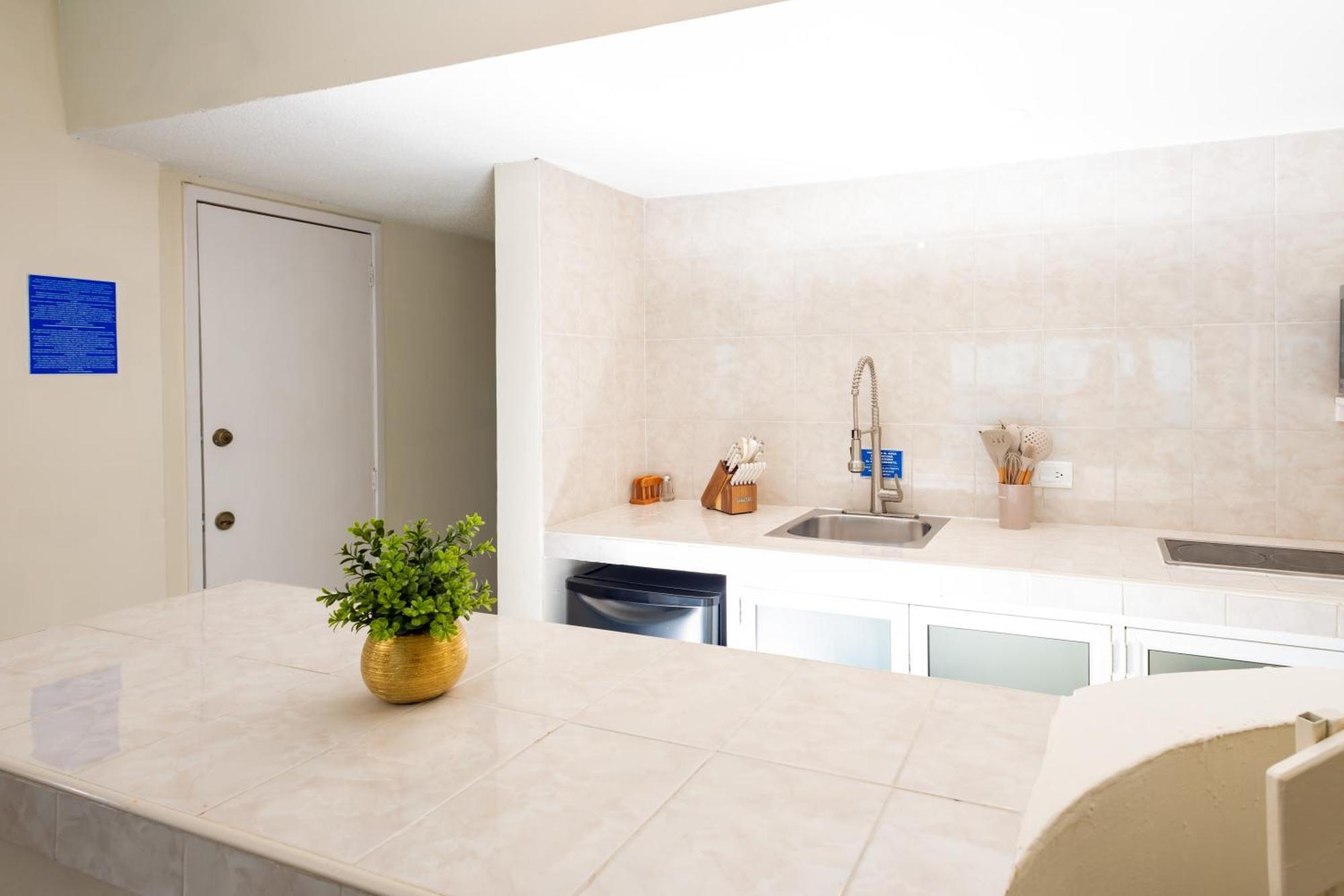 2 Story Oceanfront Penthouses On Cancun Beach! Ngoại thất bức ảnh
