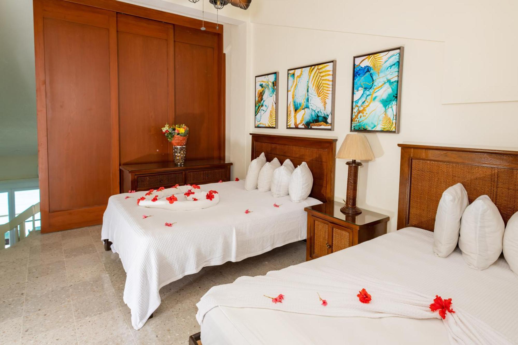 2 Story Oceanfront Penthouses On Cancun Beach! Ngoại thất bức ảnh